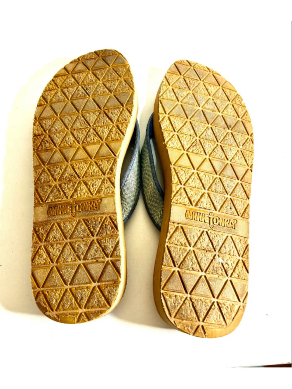 Minnetonka Hedy Blue Denim Beach Flip Flops Women Sandals Size 8M
